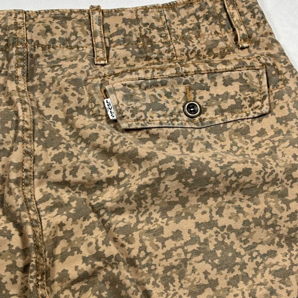 Levi's Cargo Shorts Mens Brown Digital Camo Utility Pockets Gorpcore Tactical